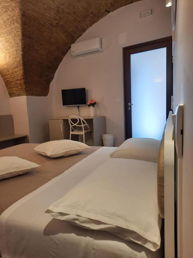 Dimora Donna Dora - Albergo Diffuso San Martino in Pensilis Luaran gambar
