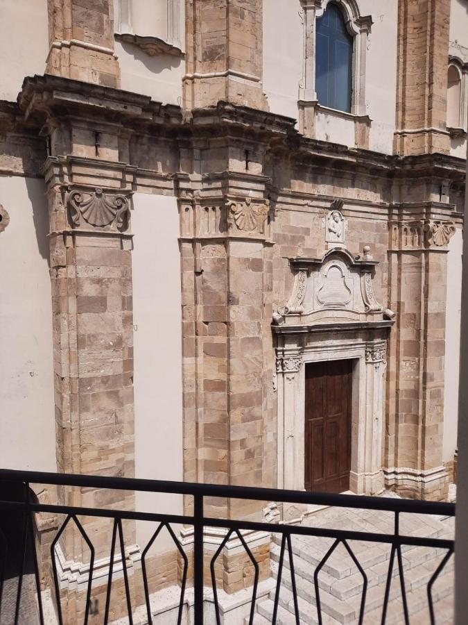 Dimora Donna Dora - Albergo Diffuso San Martino in Pensilis Luaran gambar